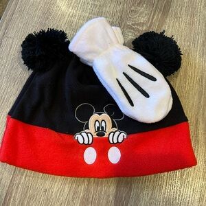 Disney Black and Red Mickey Mouse Hat with mittens